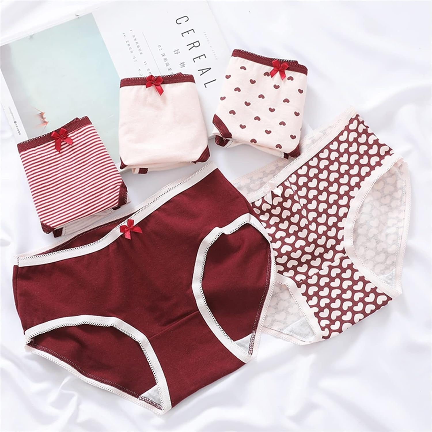 Pack of 5 Women’s Cotton Panties – Mid-Rise Stylish Underwear with Cute Heart Designs